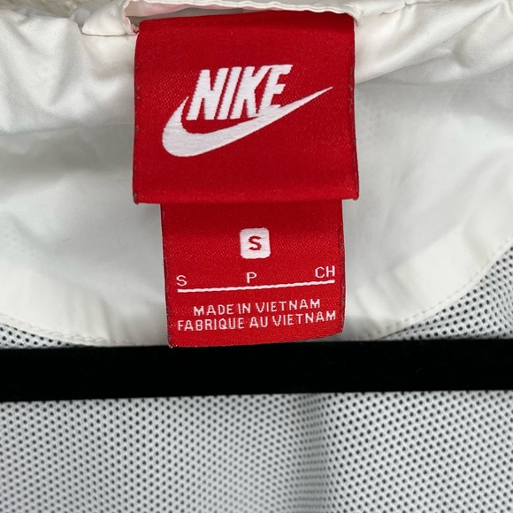 Nike Sportswear Windrunner Jacket - Picture 12 of 15